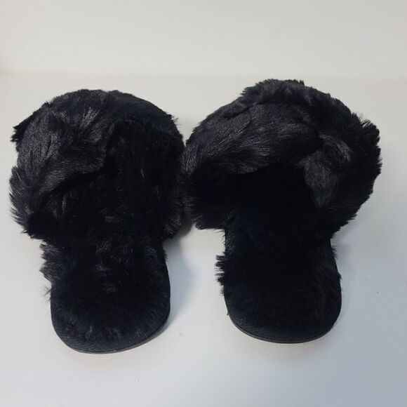 FamiPort Fuzzy Fur Cross-Band Cushioned Non-Slip indoor/outdoor slippers - Picture 9 of 14